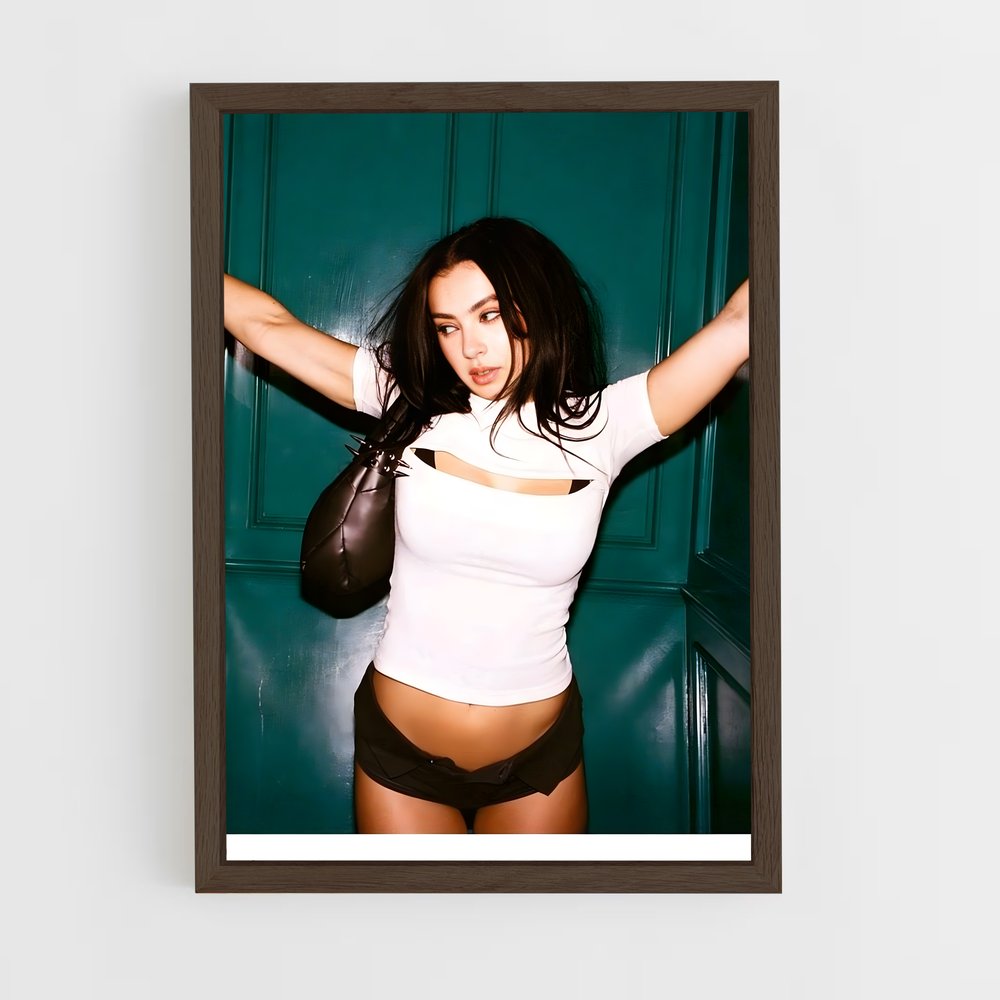 ap-charli xcx-3 cadre Bois foncé