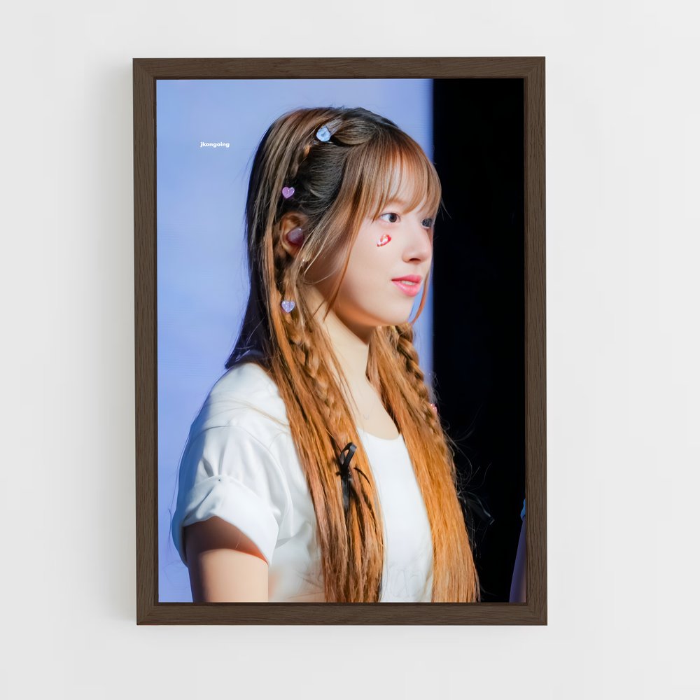 ap-jiwoo-8 cadre Bois foncé