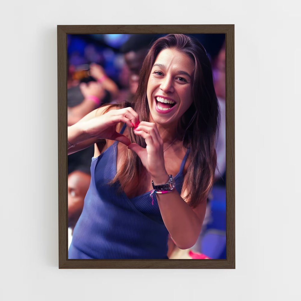 ap-joanna jedrzejczyk-3 cadre Bois foncé