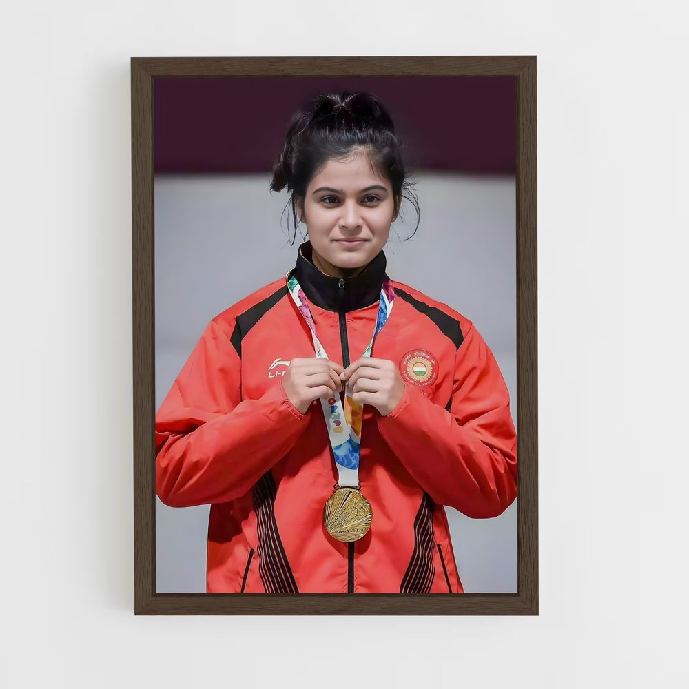 ap-manu bhaker-2 cadre Bois foncé