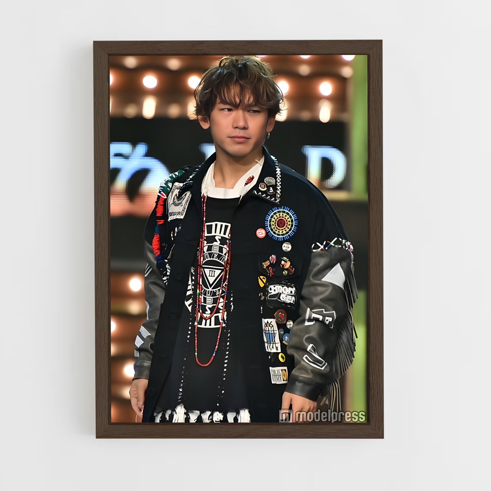 ap-naoto hiroyama-3 cadre Bois foncé