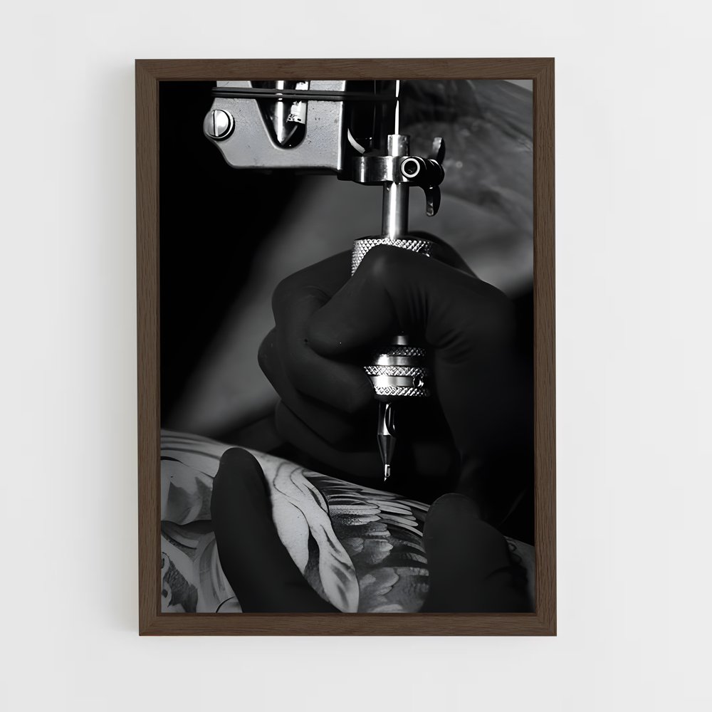 ap-tattoo artist-4 cadre Bois foncé