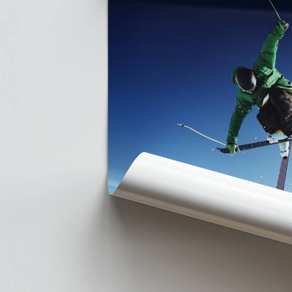 Póster Saltando en los Alpes