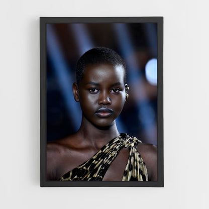 ap-adut akech-6 cadre Noir