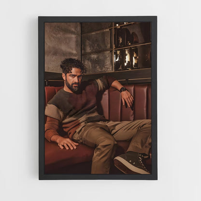 ap-alfonso herrera-8 cadre Noir