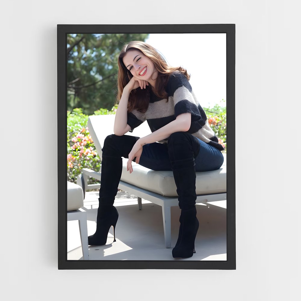 ap-anne hathaway-13 cadre Noir