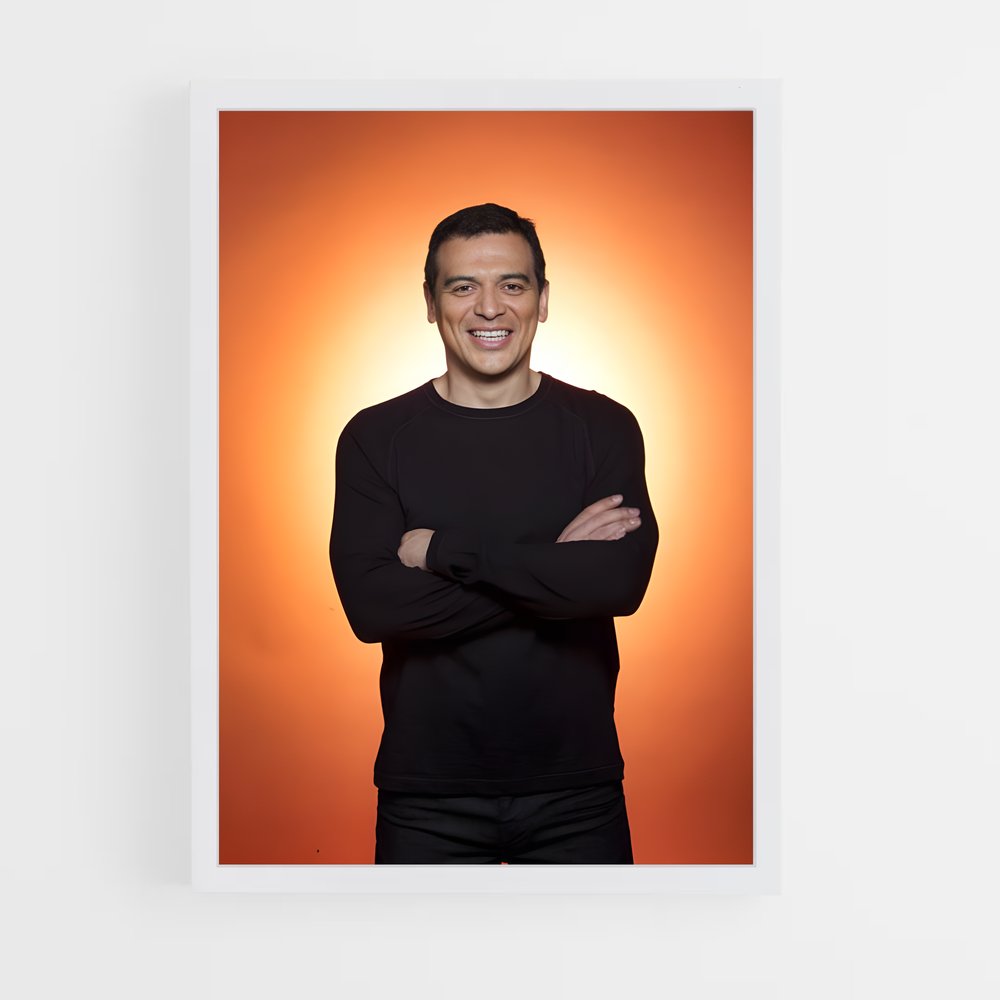 ap-carlos mencia-1 cadre Blanc