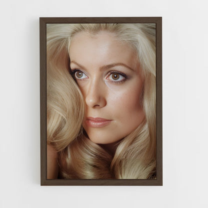 ap-catherine deneuve-6 cadre Bois foncé