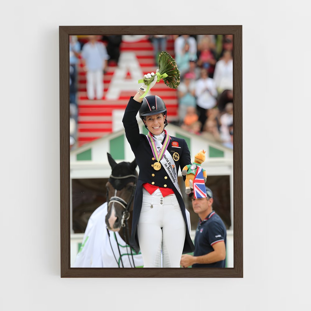 ap-charlotte dujardin-5 cadre Bois foncé