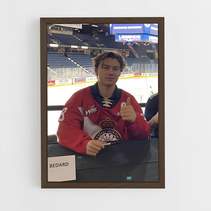 ap-connor bedard-2 cadre Bois foncé