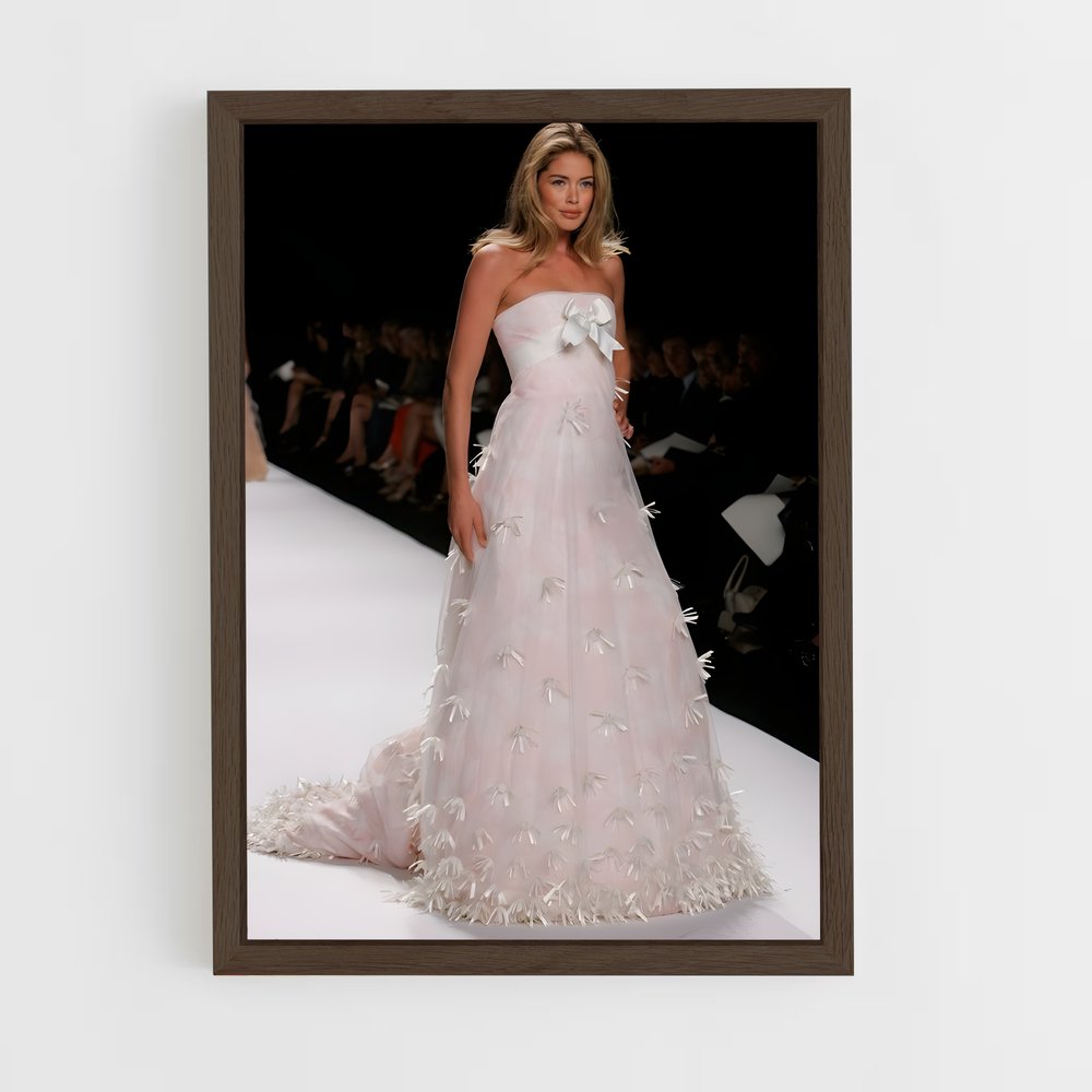 ap-doutzen kroes-8 cadre Bois foncé