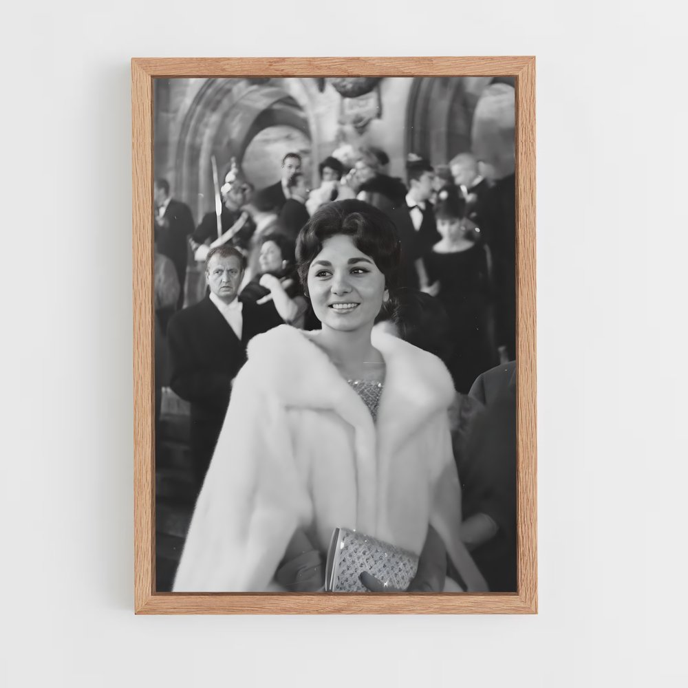 ap-empress farah pahlavi-2 cadre Bois clair