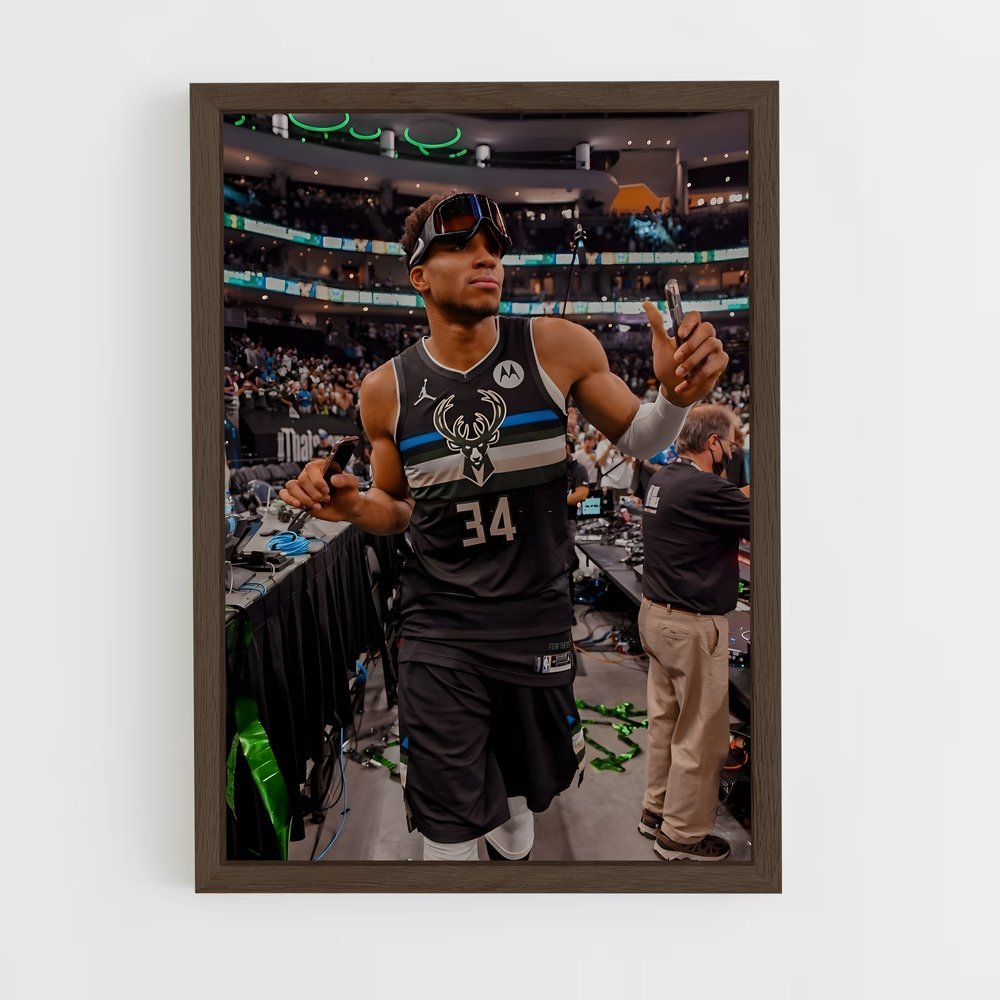 ap-giannis antetokounmpo-5 cadre Bois foncé