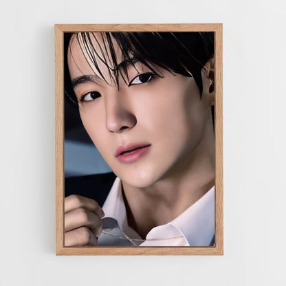ap-hyunjae-8 cadre Bois clair