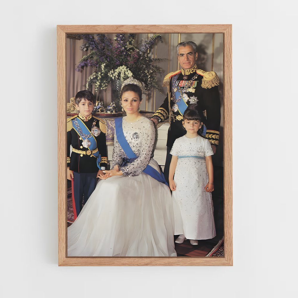 ap-iranian royal family-1 cadre Bois clair