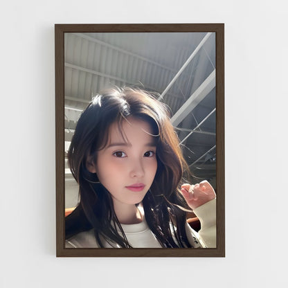 ap-iu lee ji-eun-3 cadre Bois foncé