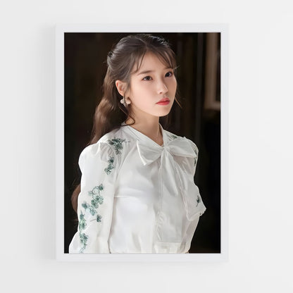 ap-iu lee ji-eun-5 cadre Blanc