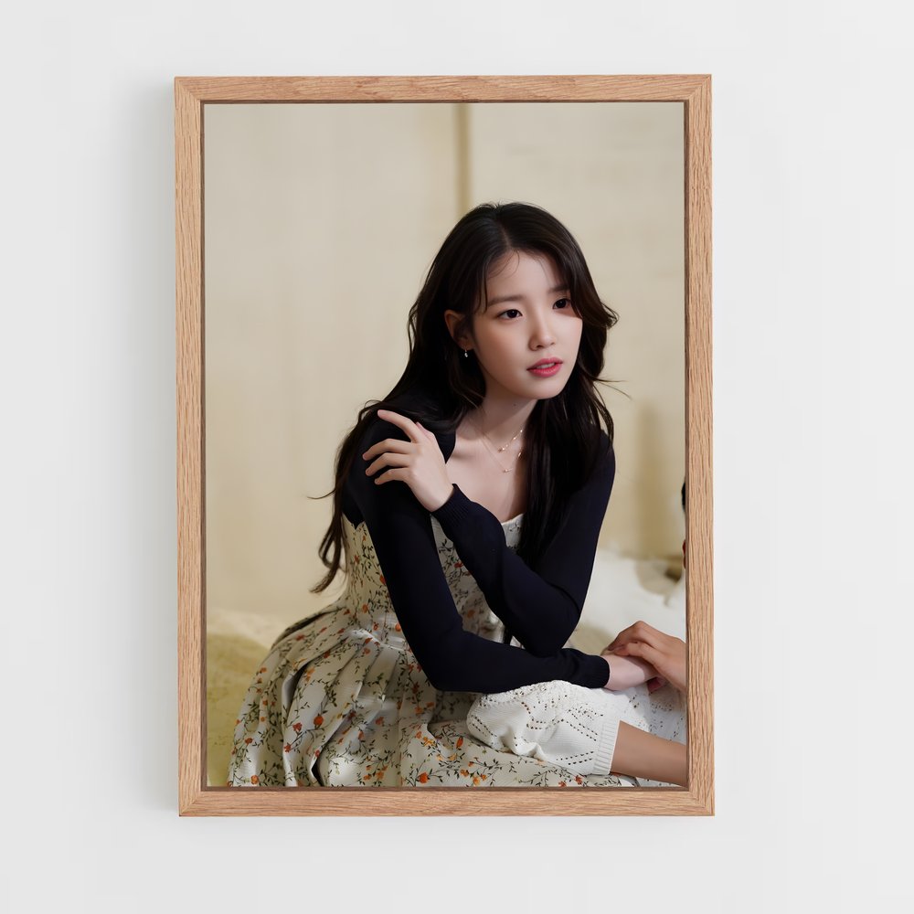 ap-iu lee ji-eun-7 cadre Bois clair