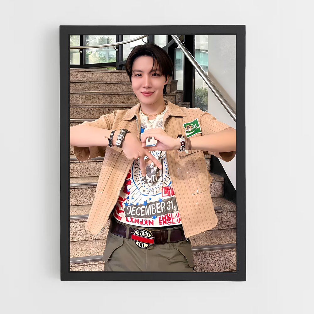 ap-j-hope bts-6 cadre Noir
