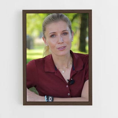 ap-jessica von bredow-werndl-2 cadre Bois foncé
