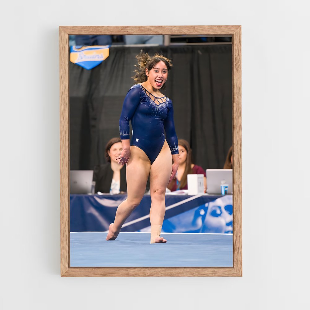 ap-katelyn ohashi-1 cadre Bois clair
