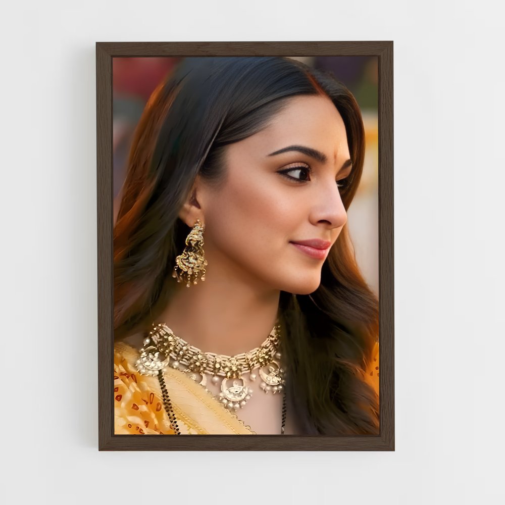 ap-kiara advani-3 cadre Bois foncé