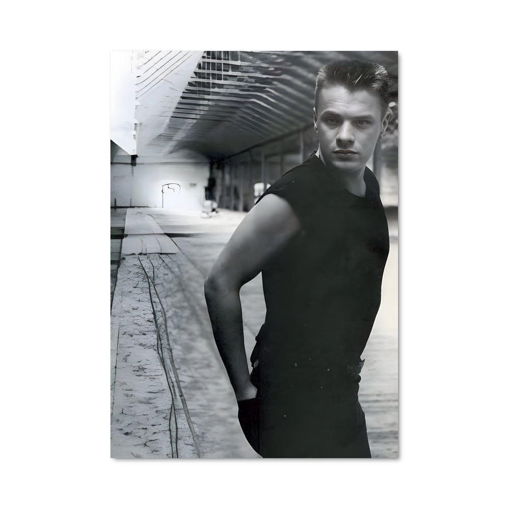 Poster L'Homme au T-shirt Noir