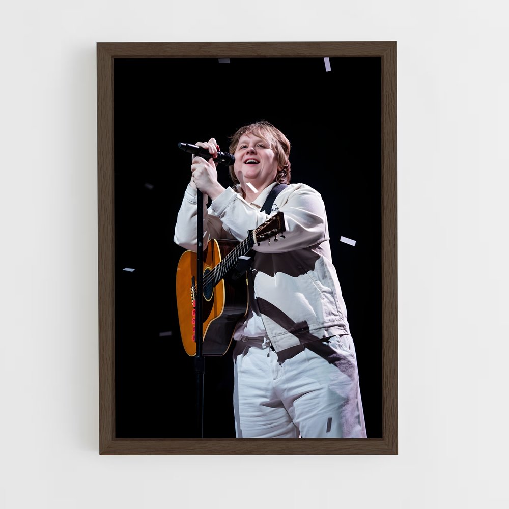 ap-lewis capaldi-3 cadre Bois foncé