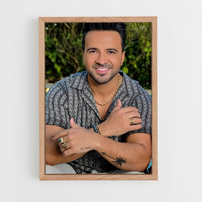 ap-luis fonsi-5 cadre Bois clair