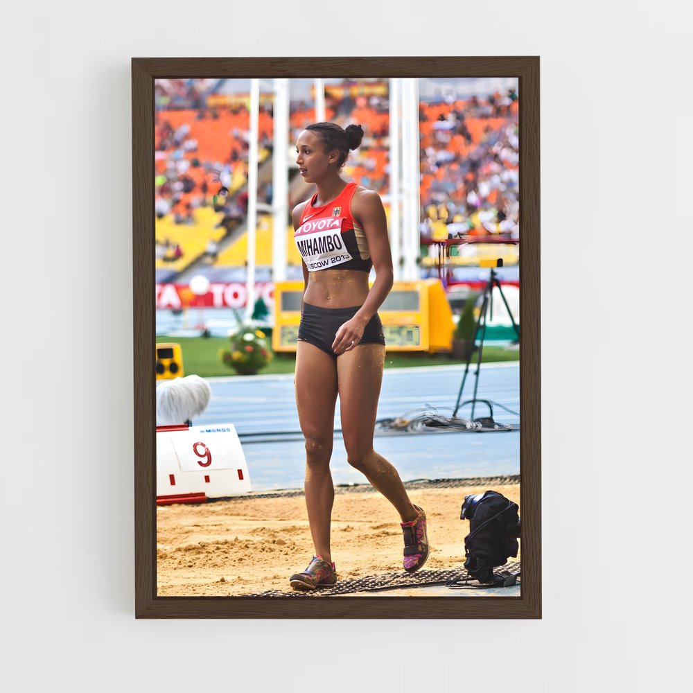 ap-malaika mihambo-8 cadre Bois foncé