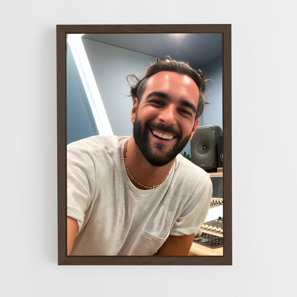 ap-marco mengoni-4 cadre Bois foncé