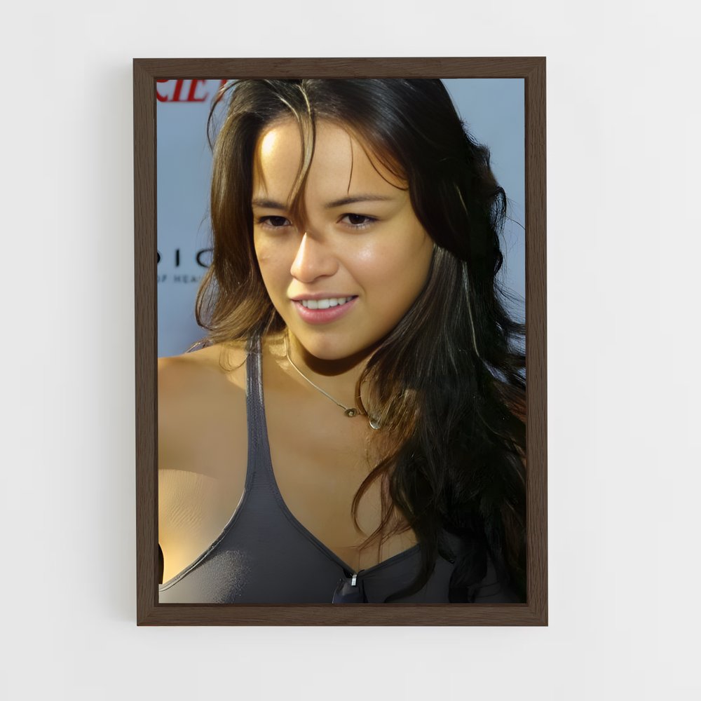 ap-michelle rodriguez-1 cadre Bois foncé
