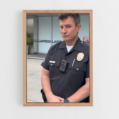 ap-nathan fillion-2 cadre Bois clair