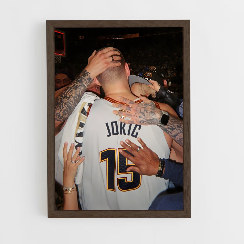 ap-nikola jokic-8 cadre Bois foncé