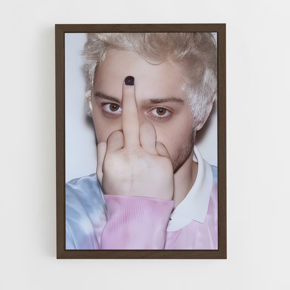 ap-pete davidson-10 cadre Bois foncé