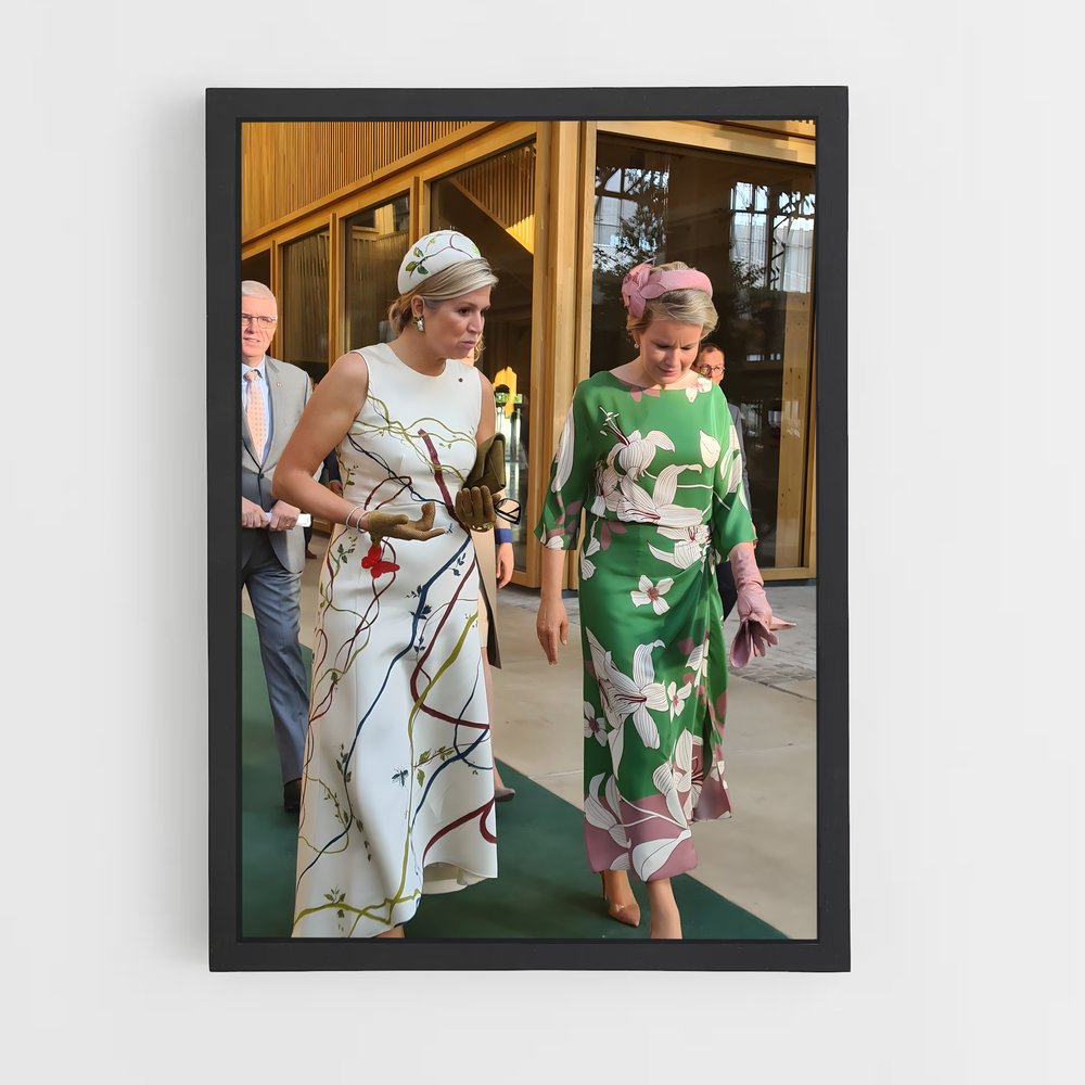 ap-queen mathilde-5 cadre Noir