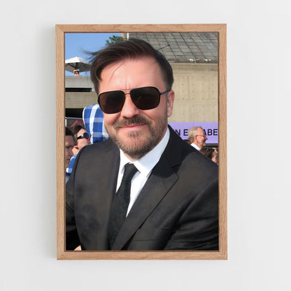 ap-ricky gervais-1 cadre Bois clair