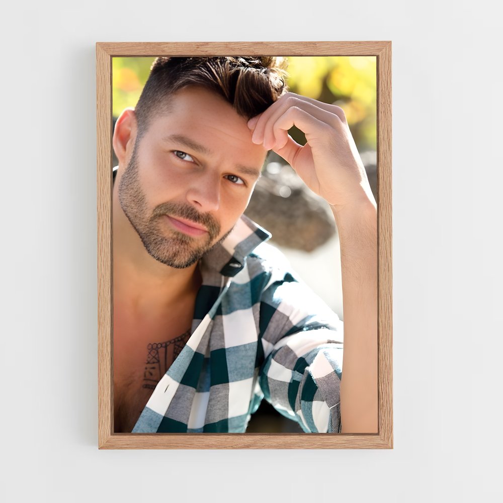 ap-ricky martin-4 cadre Bois clair