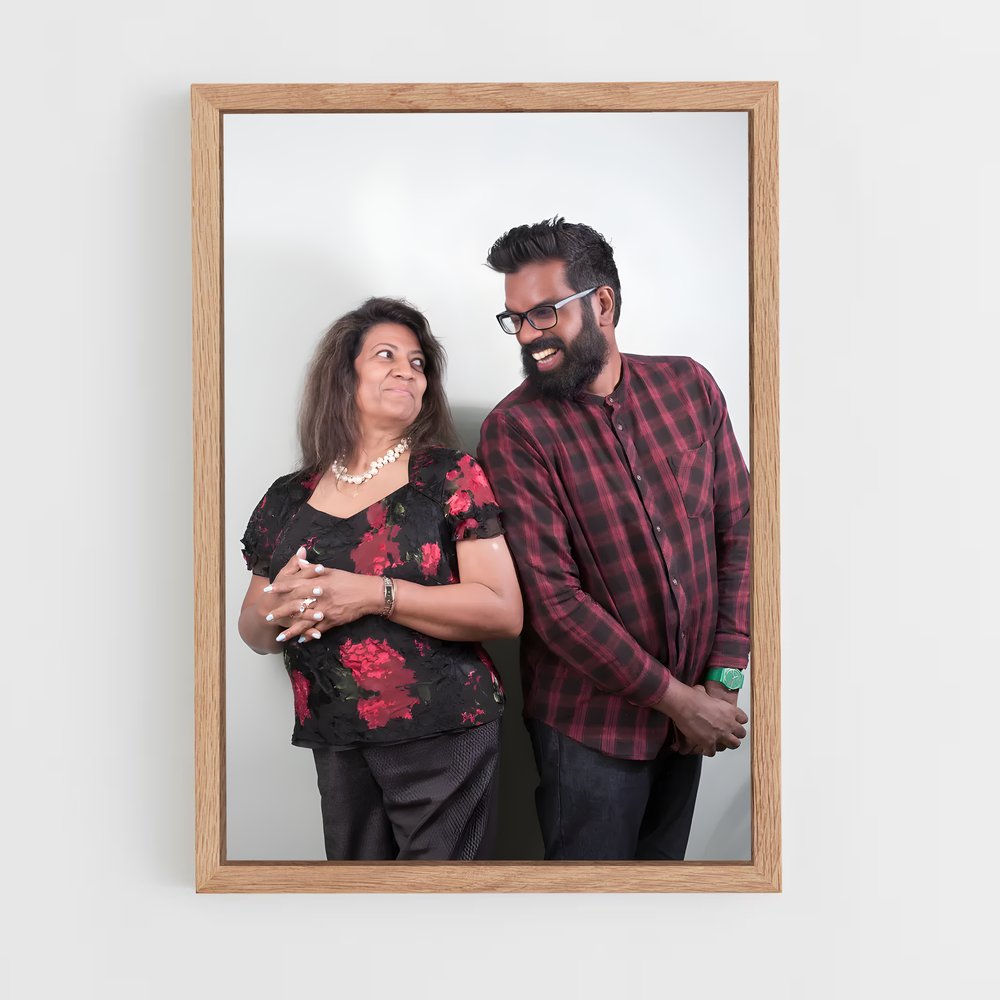 ap-romesh ranganathan-3 cadre Bois clair