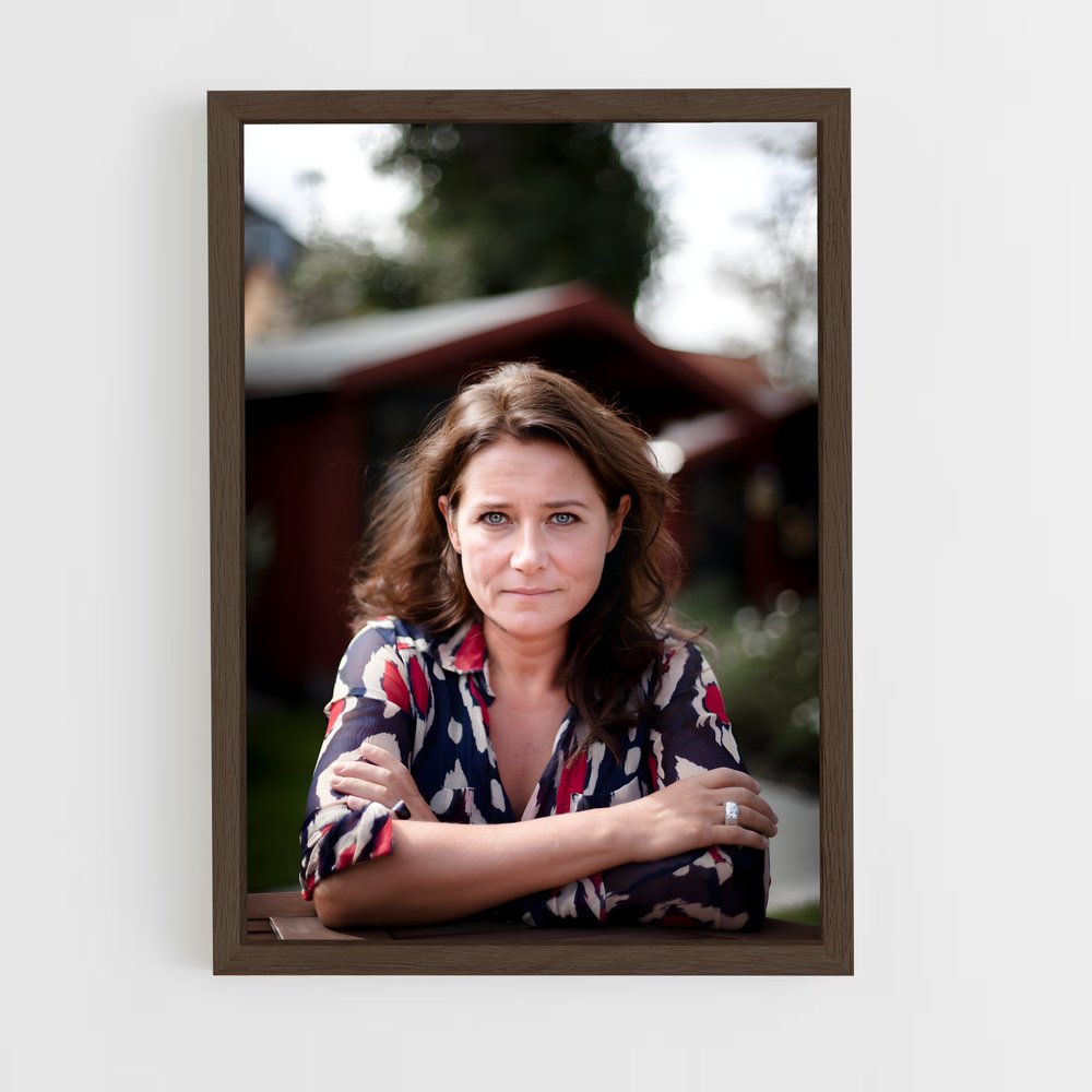 ap-sidse babett knudsen-3 cadre Bois foncé