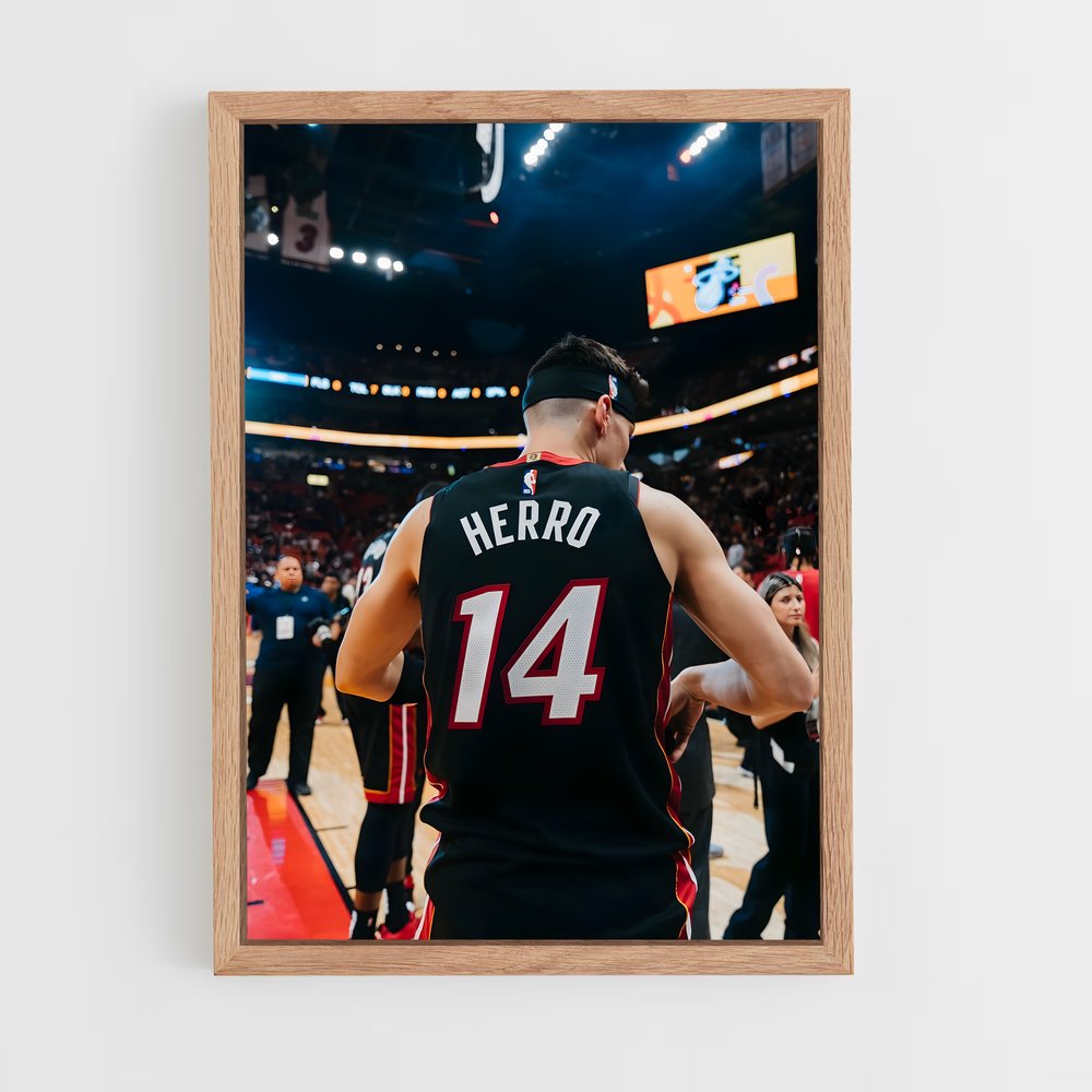 ap-tyler herro-3 cadre Bois clair