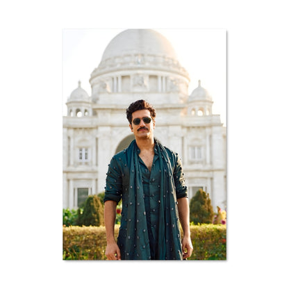 Poster Vicky kaushal 8546