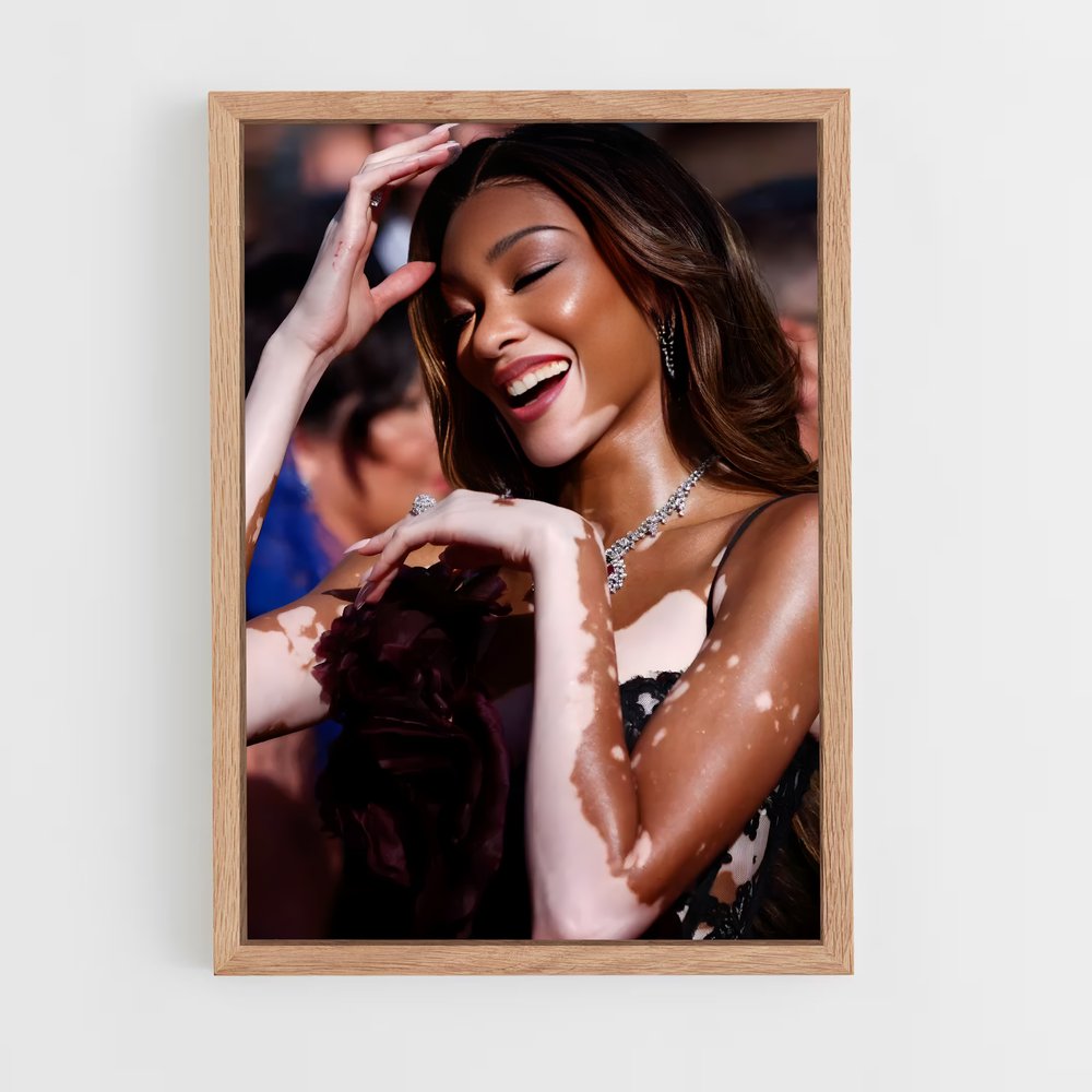 ap-winnie harlow-3 cadre Bois clair