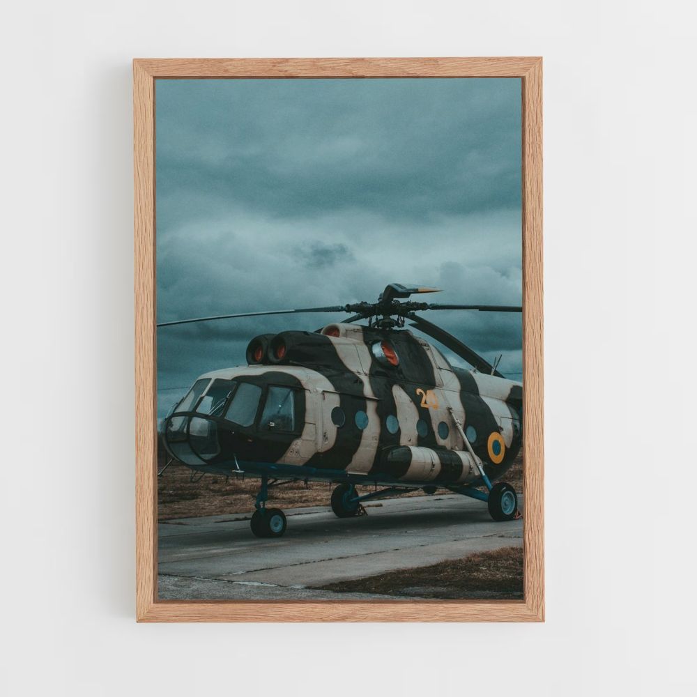 Helicóptero de camuflaje Póster